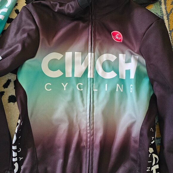 Cycling kit - Picture 4 of 4